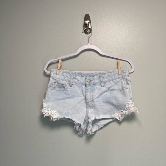 Denim Shorts Light Wash Lace Sexy Cut-offs S. - Picture 3 of 8